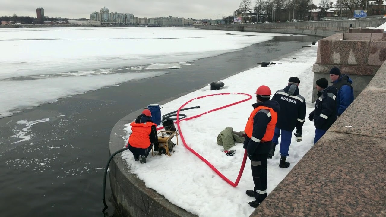 Вице-губернатор Шаскольский поручил остановить рост тарифов в Петербурге