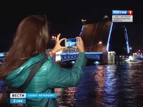 Телеканал "Санкт-Петербург".Дворцовый мост этой ночью разводили под музыку Андрея Петрова