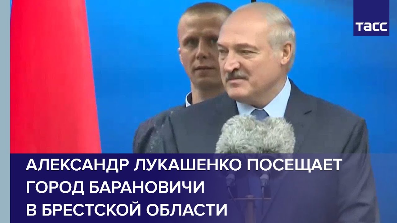 Сергей Лавров выступает перед студентами МГИМО