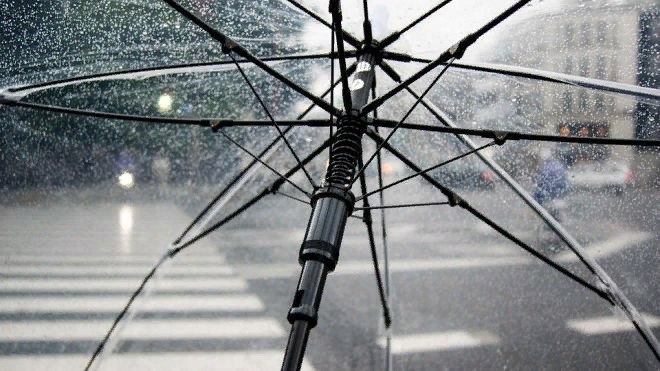​​Циклонический вихрь принес в Петербург дожди и…