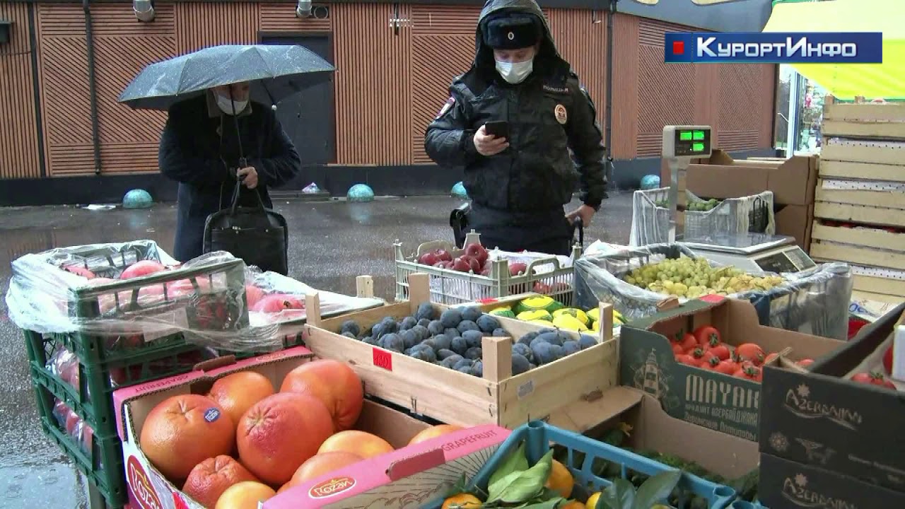 Новости СПбГУ: Юбилейная XV фотовыставка «Петербург – в мире, мир в Петербурге…»