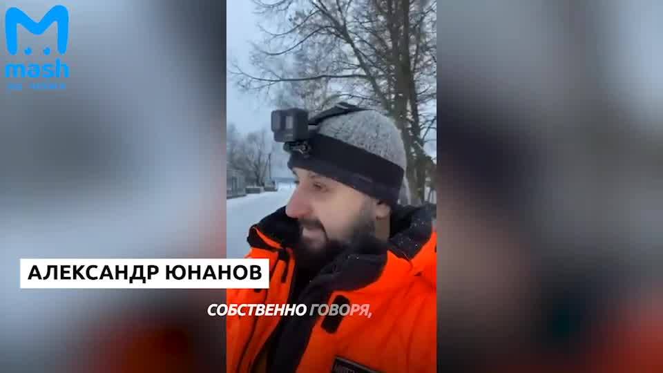 Мотоблогер Александр Юнанов провалился под лёд на Ладоге: на...