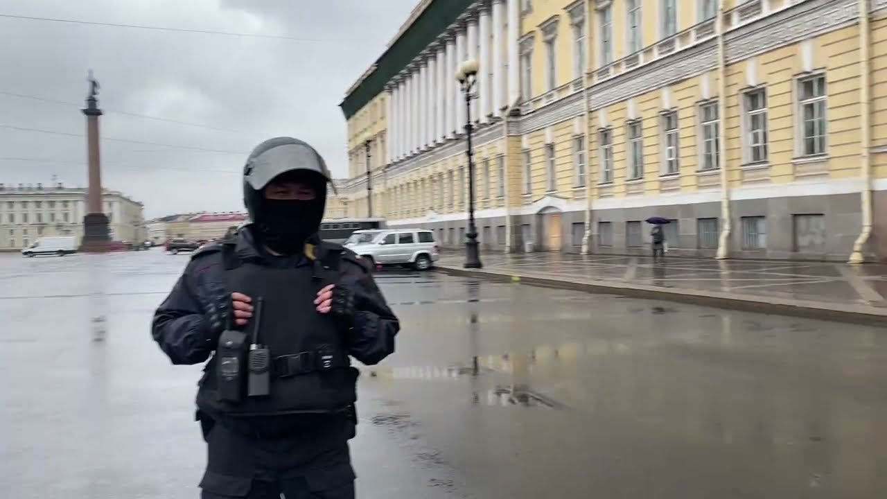 Силовики в центре Петербурга