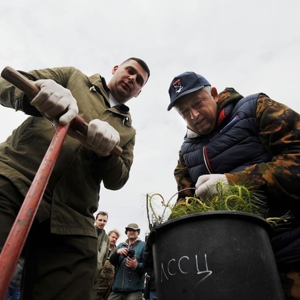 Александр Дрозденко: Сегодня лесники и активисты...