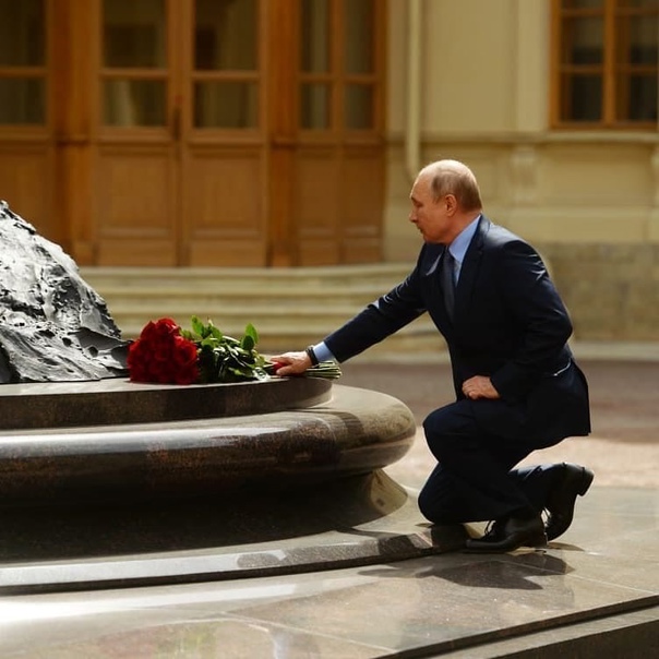 Александр Дрозденко: Памятник царю-миротворцу...