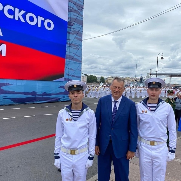 Александр Дрозденко: Для Андреевского флага нет...