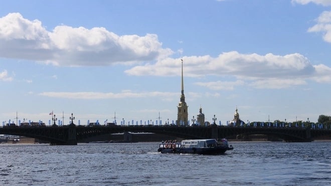 ​Петербург попал в тройку лучших городов для работы…