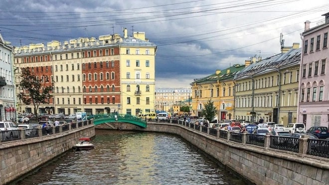 ​Пришедший в Петербург атмосферный фронт вызовет...