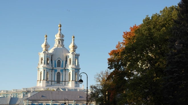 ​На погоду в Петербурге повлияет мощный...